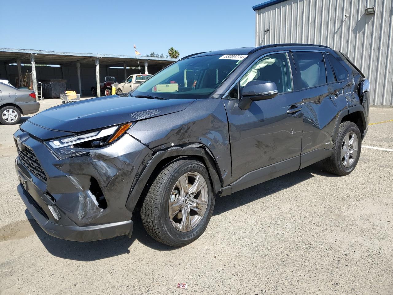 2024 TOYOTA RAV4 XLE