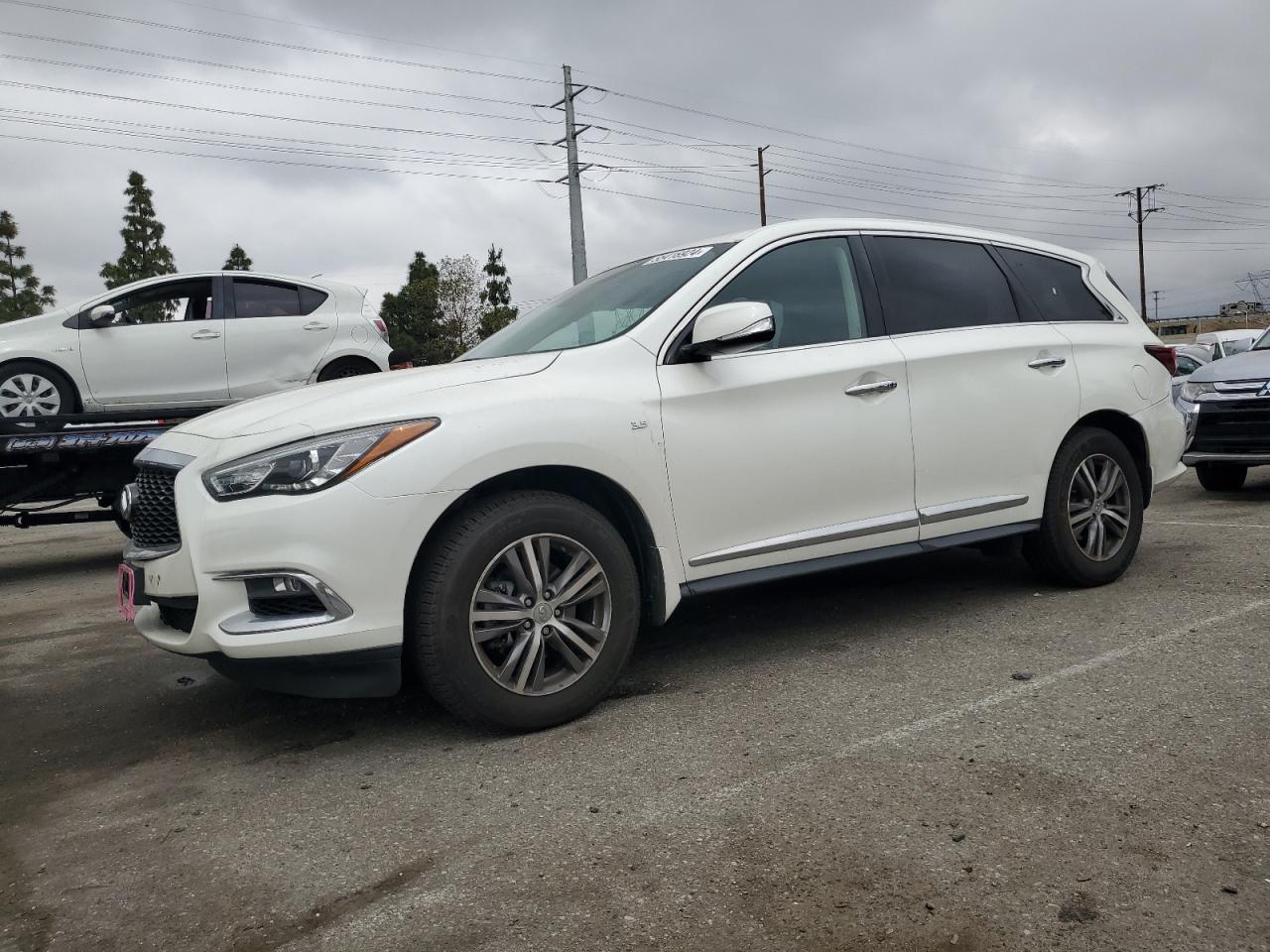 2019 INFINITI QX60 LUXE