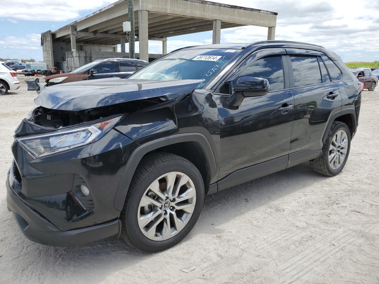 2021 TOYOTA RAV4 XLE PREMIUM