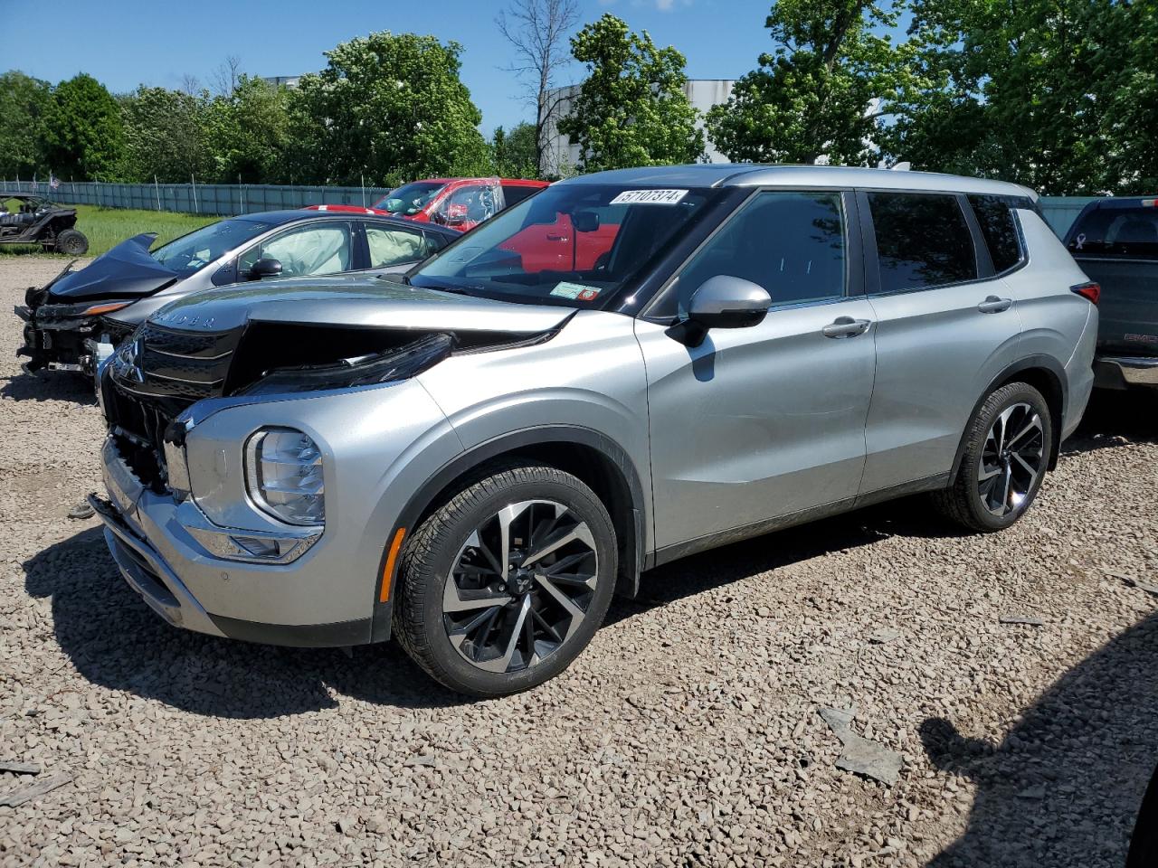 2023 MITSUBISHI OUTLANDER SE