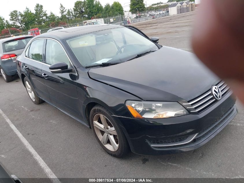 2013 VOLKSWAGEN PASSAT SE