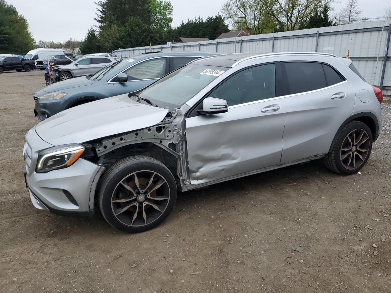 2015 MERCEDES-BENZ GLA 250 4MATIC