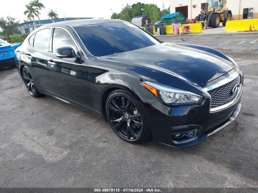 2015 INFINITI Q70 3.7