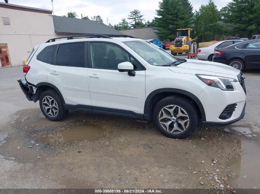 2022 SUBARU FORESTER PREMIUM