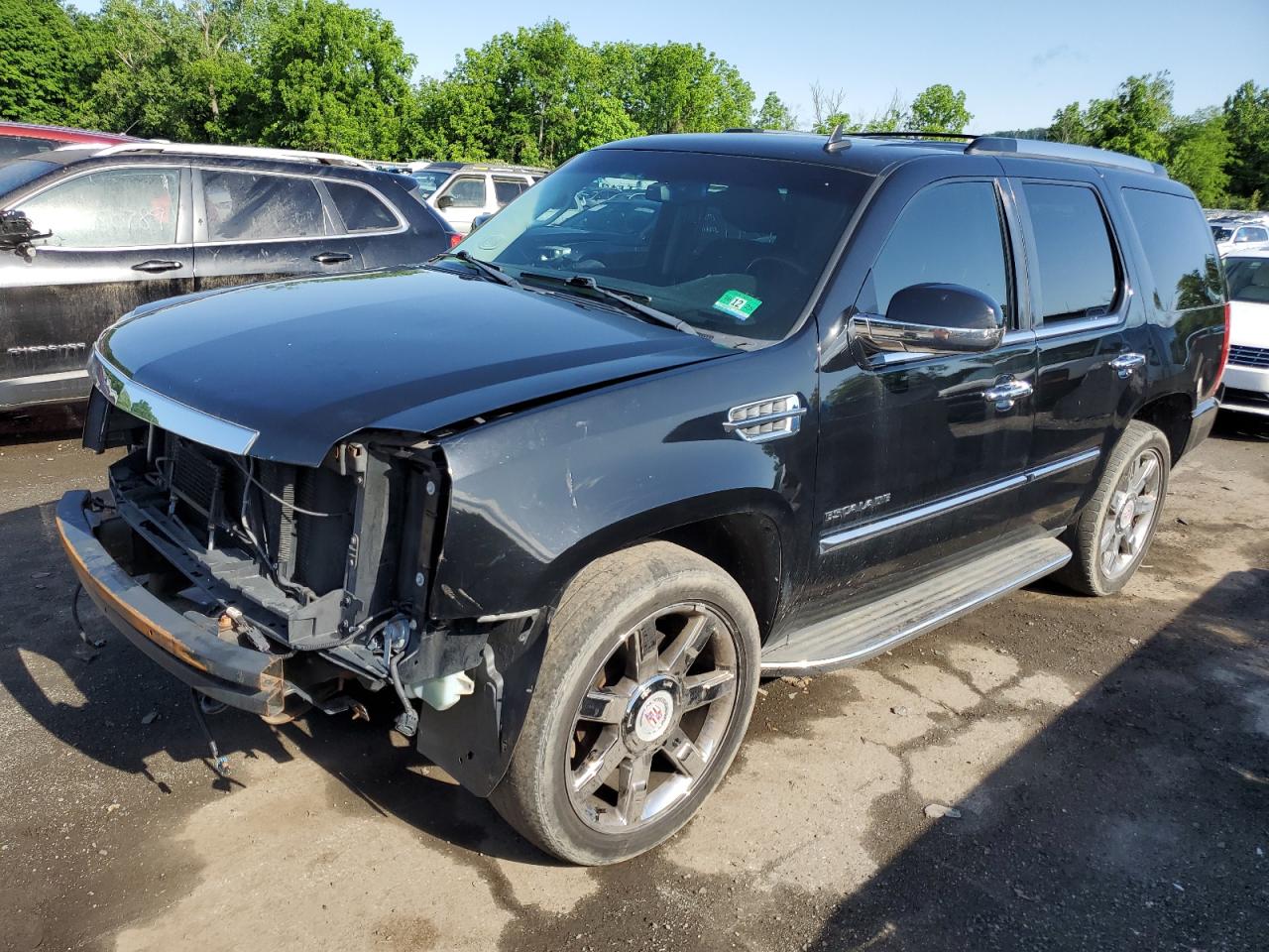 2011 CADILLAC ESCALADE LUXURY