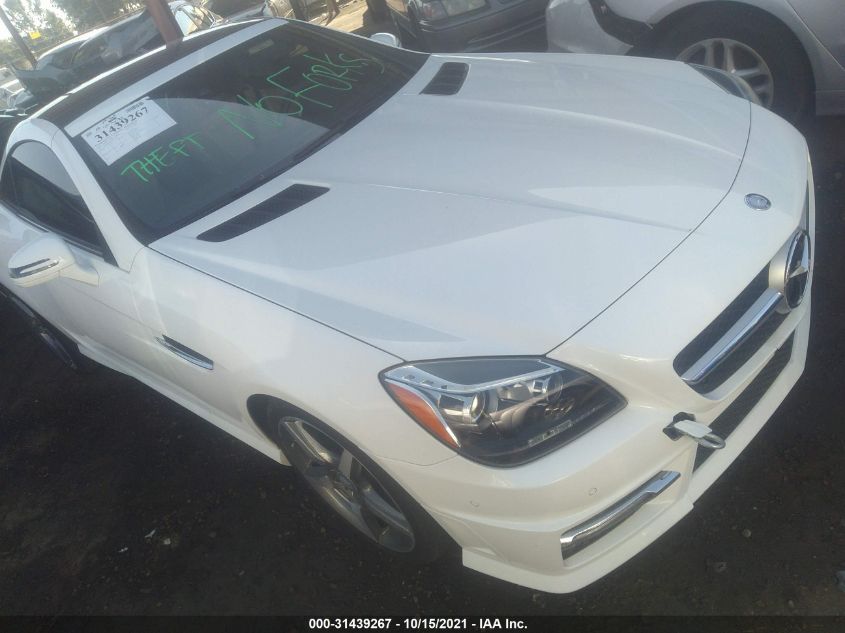 2015 MERCEDES-BENZ SLK 250