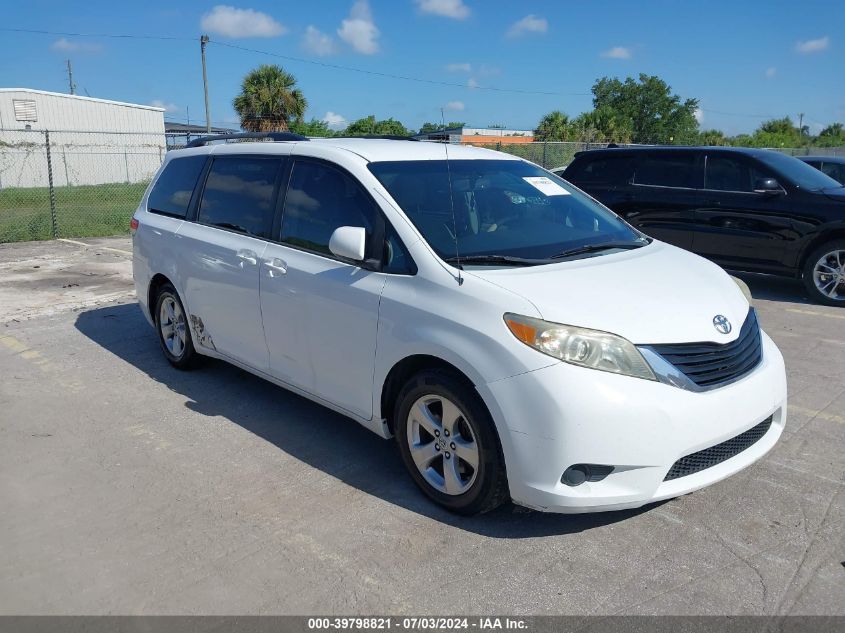 2013 TOYOTA SIENNA LE V6 8 PASSENGER