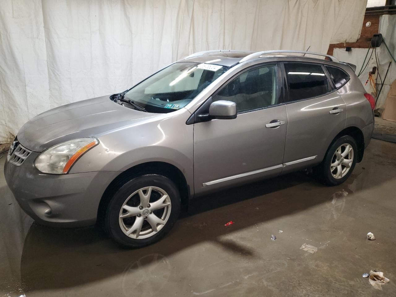 2011 NISSAN ROGUE S