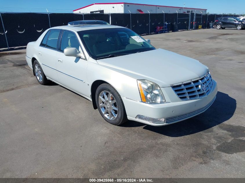 2010 CADILLAC DTS LUXURY COLLECTION