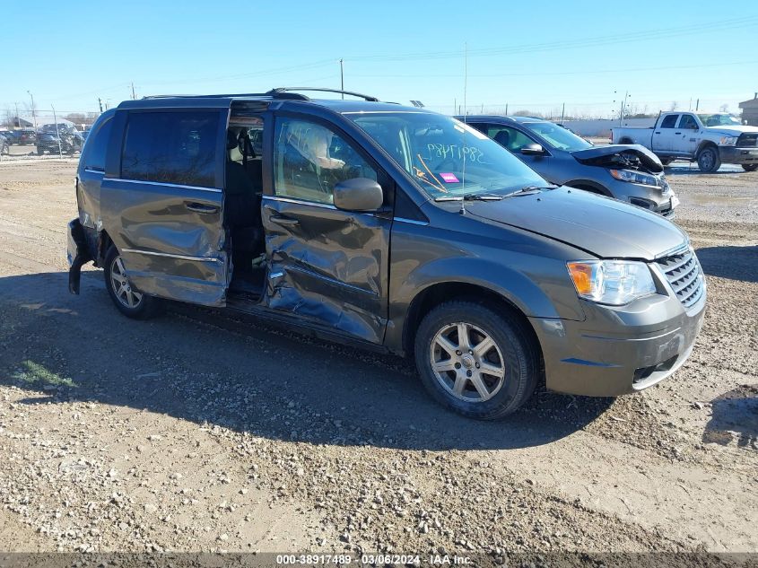 2010 CHRYSLER TOWN & COUNTRY TOURING PLUS