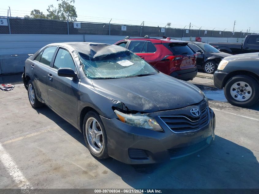 2011 TOYOTA CAMRY LE