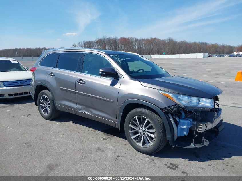 2017 TOYOTA HIGHLANDER XLE