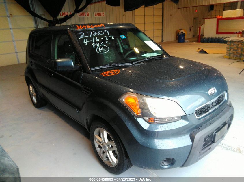 2011 KIA SOUL +