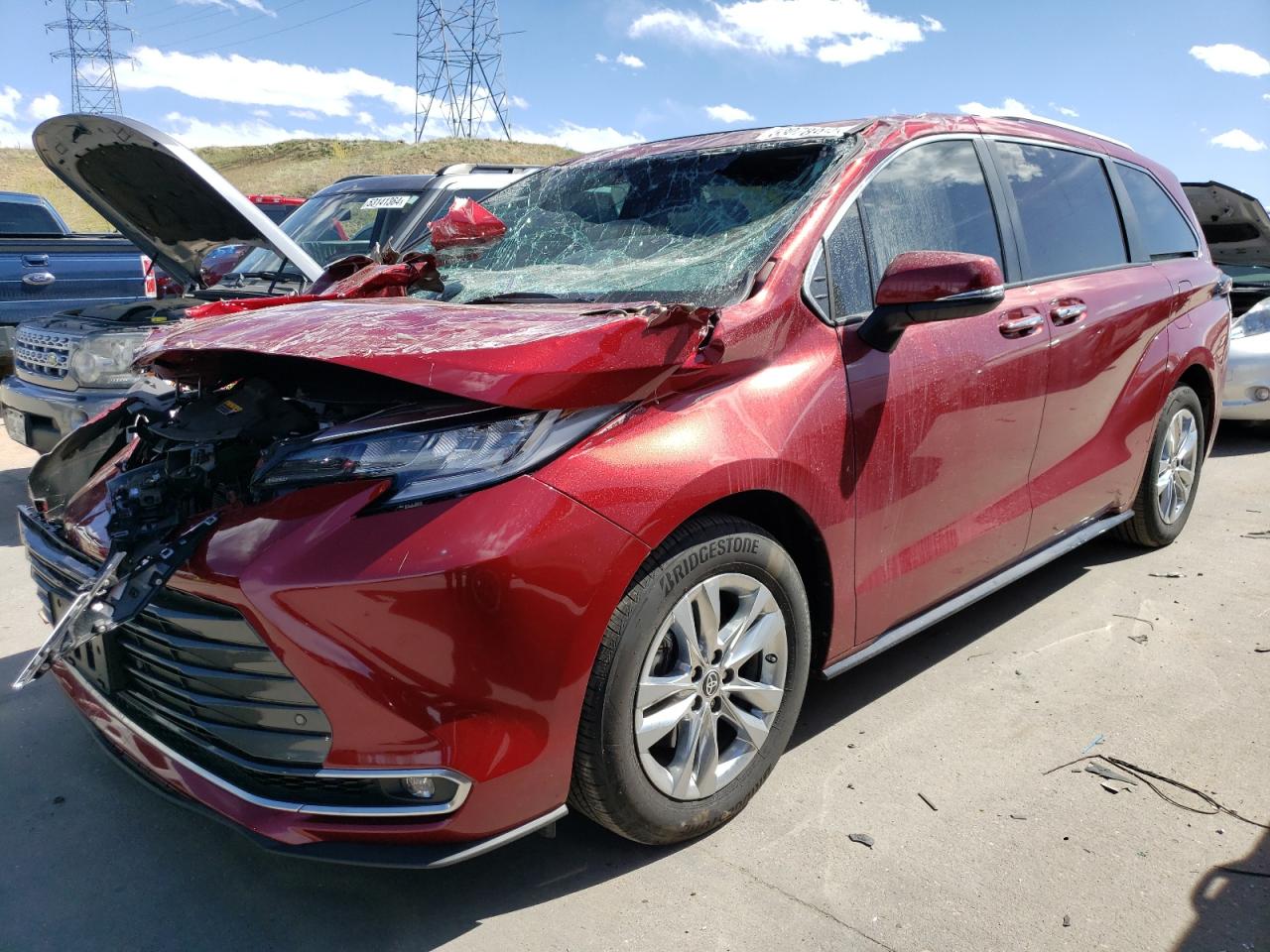 2023 TOYOTA SIENNA LIMITED