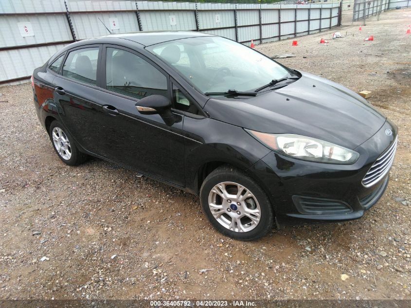 2015 FORD FIESTA SE