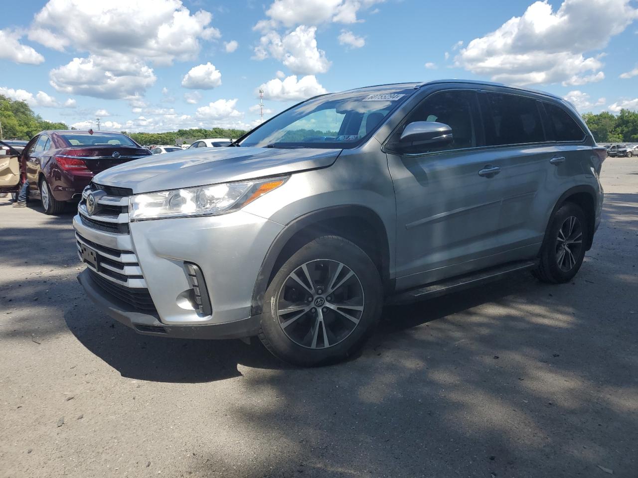 2016 TOYOTA HIGHLANDER XLE