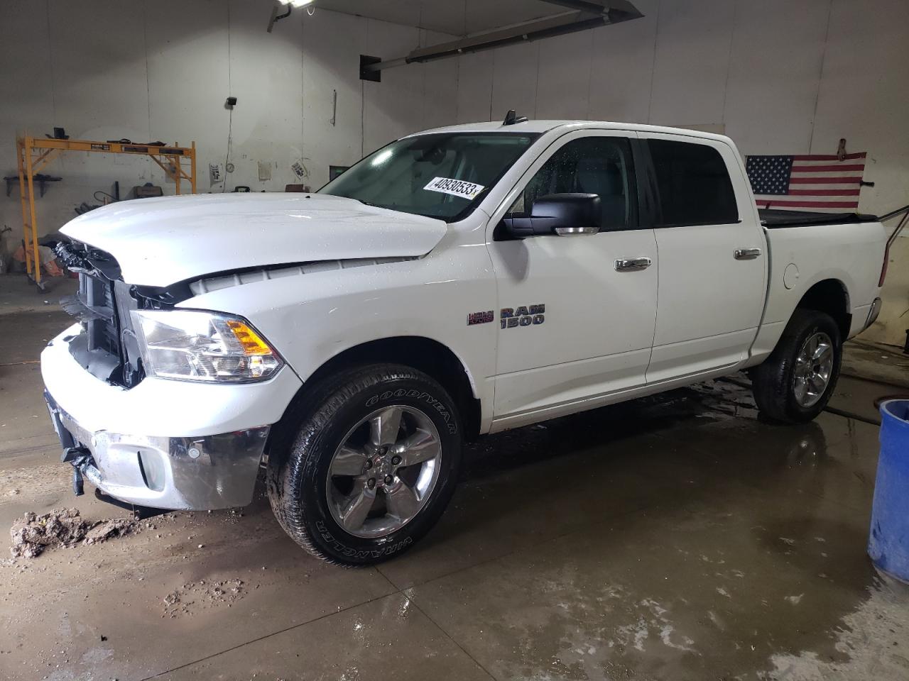 2016 RAM 1500 SLT