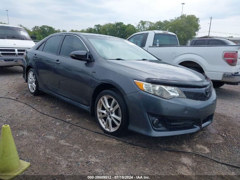 2012 TOYOTA CAMRY SE