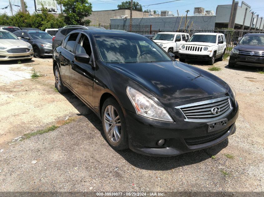 2015 INFINITI Q40