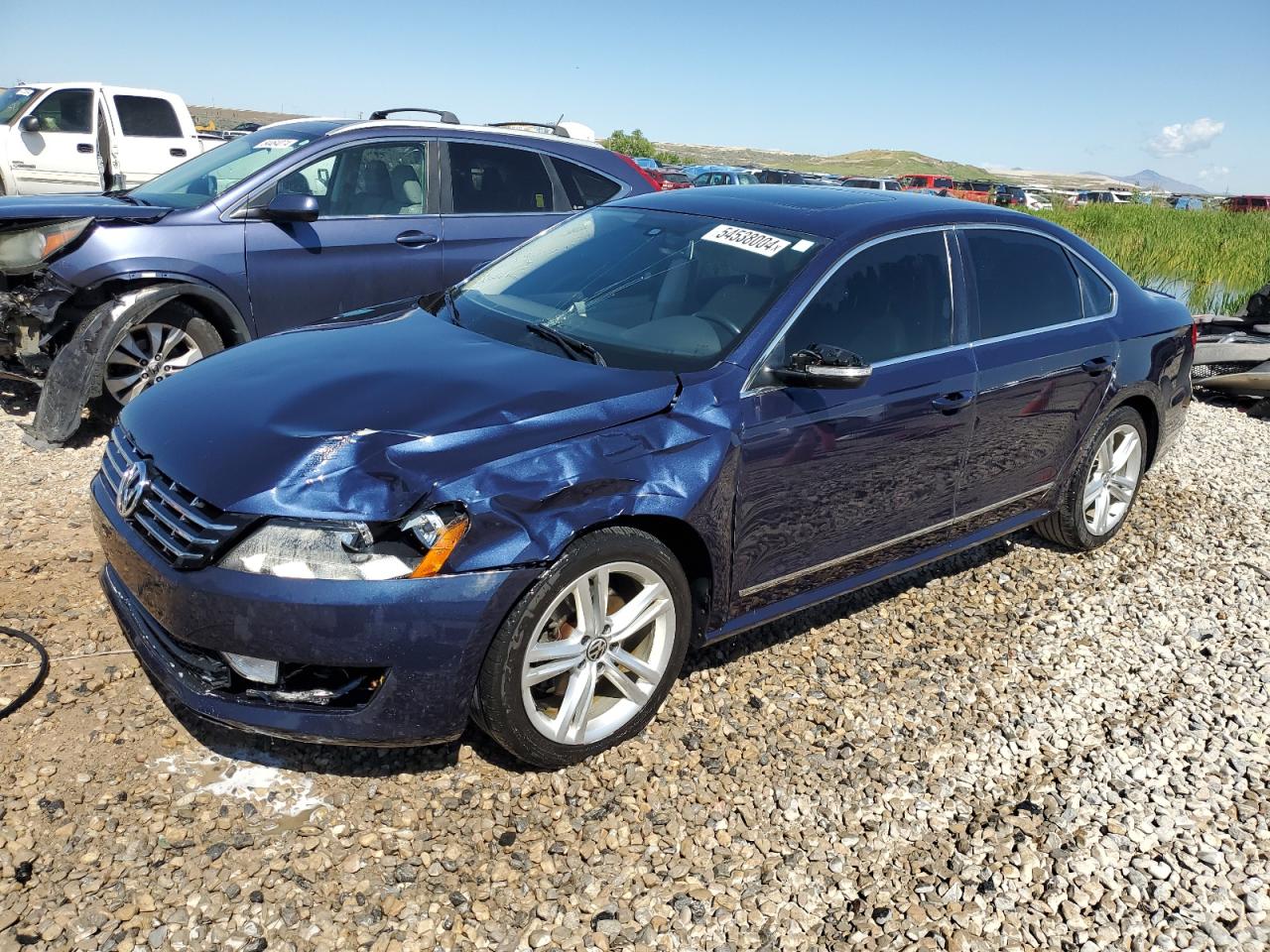 2013 VOLKSWAGEN PASSAT SE