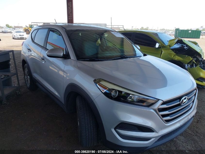 2017 HYUNDAI TUCSON SE