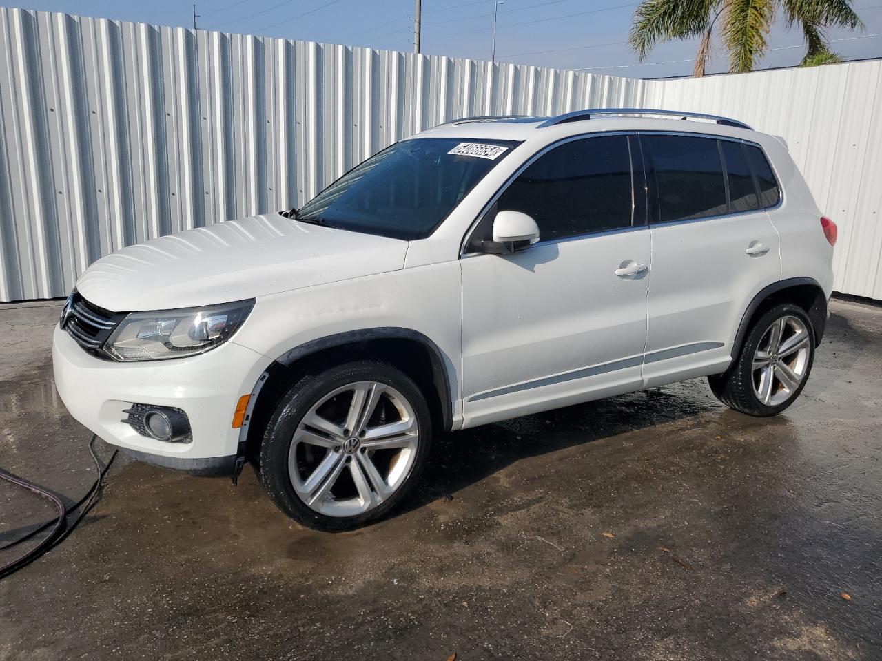 2014 VOLKSWAGEN TIGUAN S