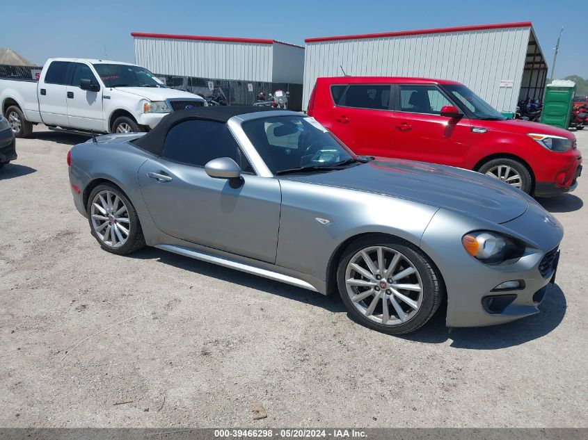 2017 FIAT 124 SPIDER LUSSO