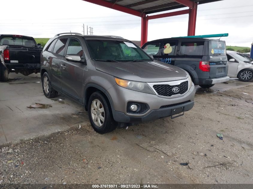 2012 KIA SORENTO LX