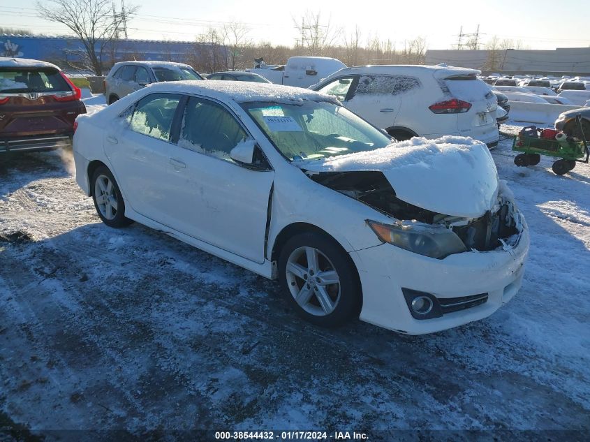 2012 TOYOTA CAMRY SE