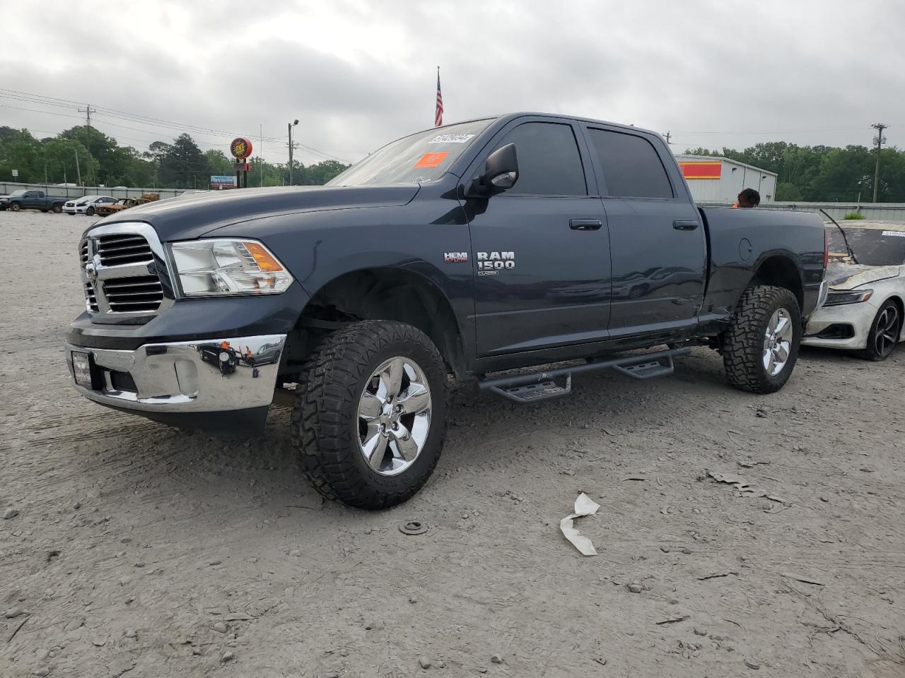 2019 RAM 1500 CLASSIC SLT