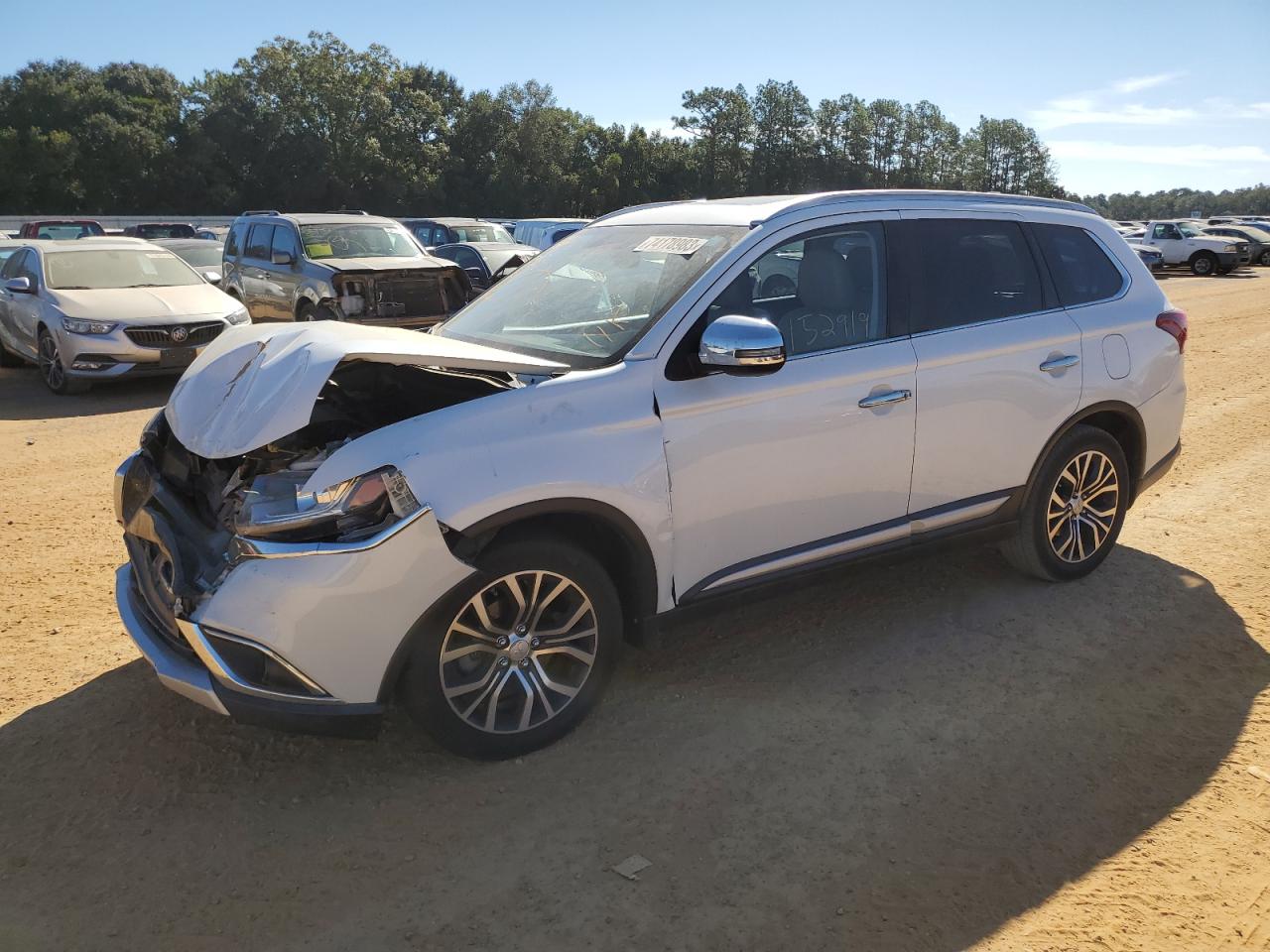 2017 MITSUBISHI OUTLANDER SE