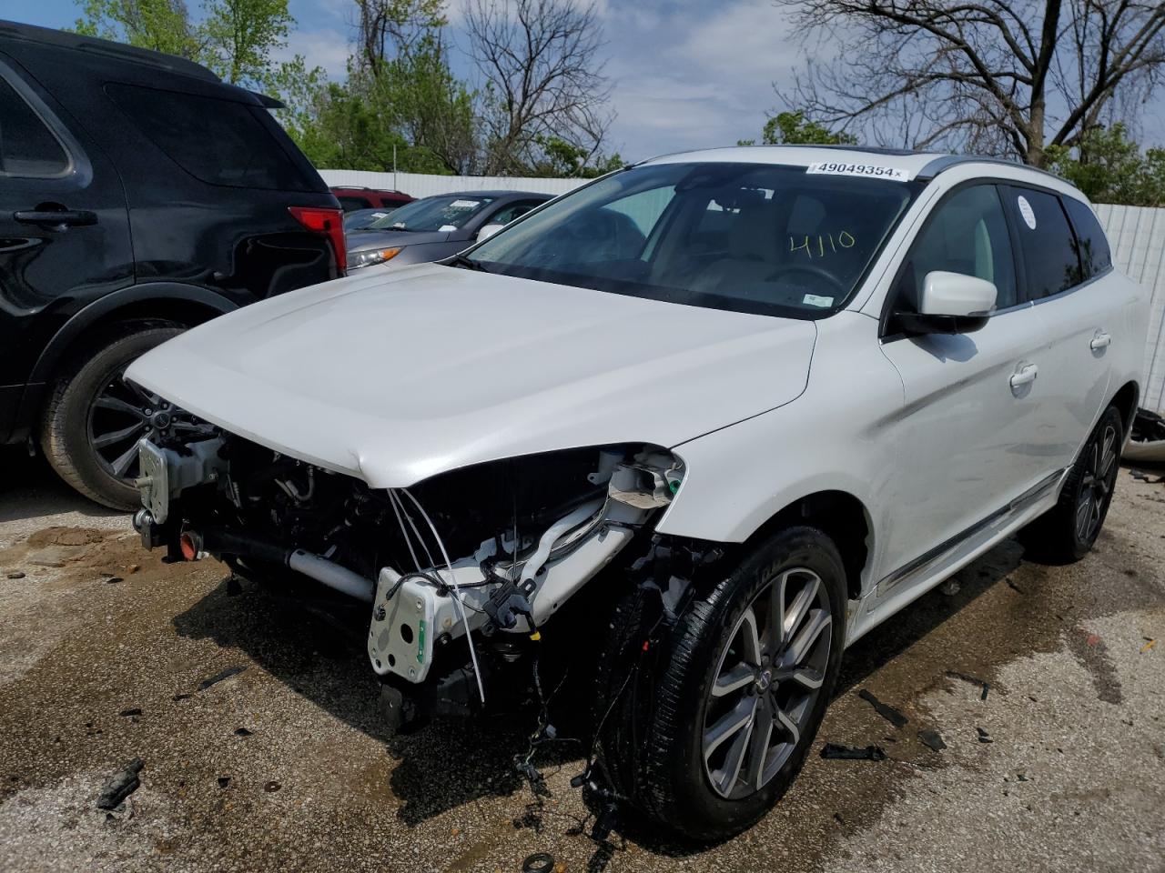 2016 VOLVO XC60 T6 PREMIER