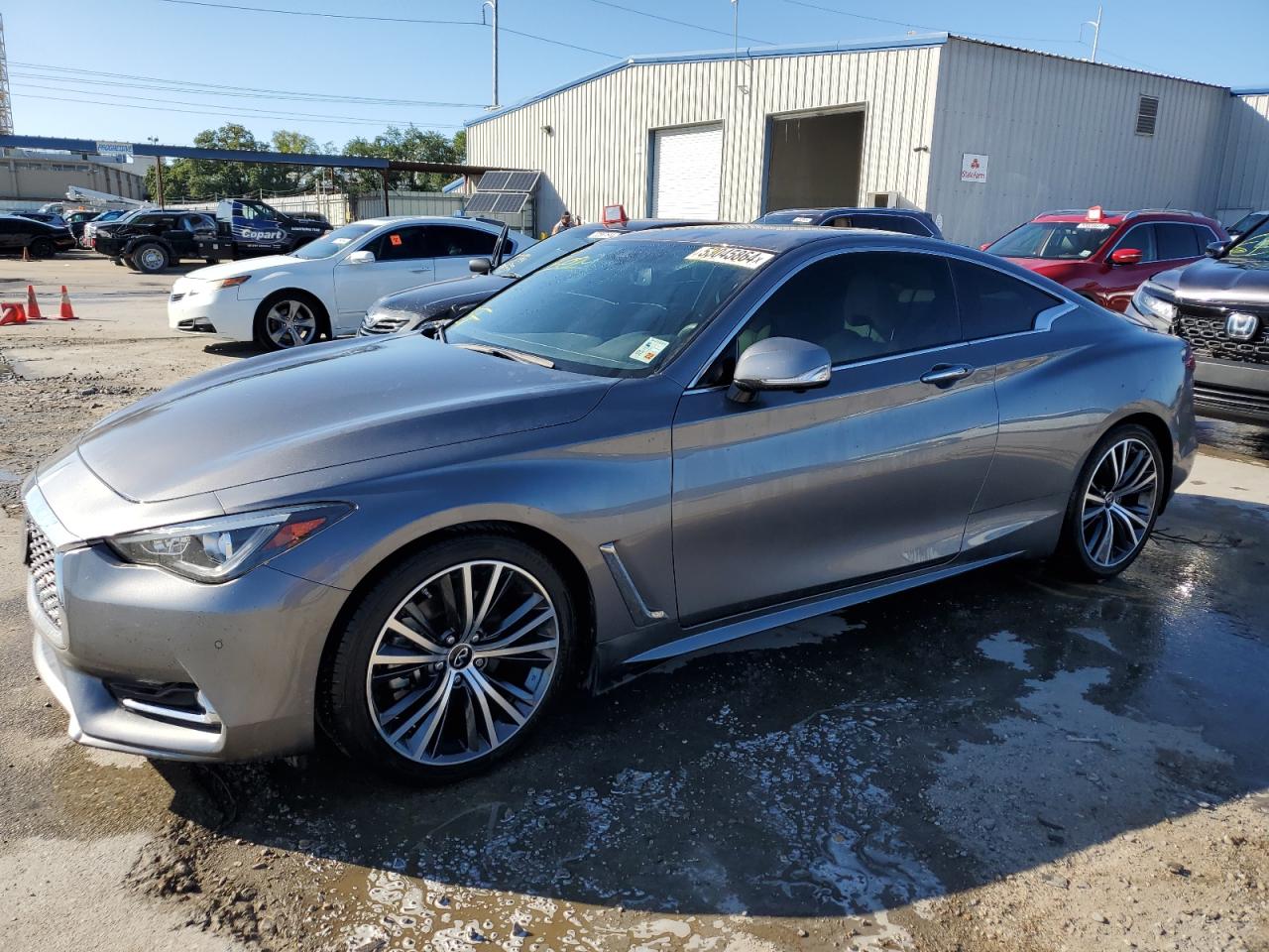 2021 INFINITI Q60 LUXE