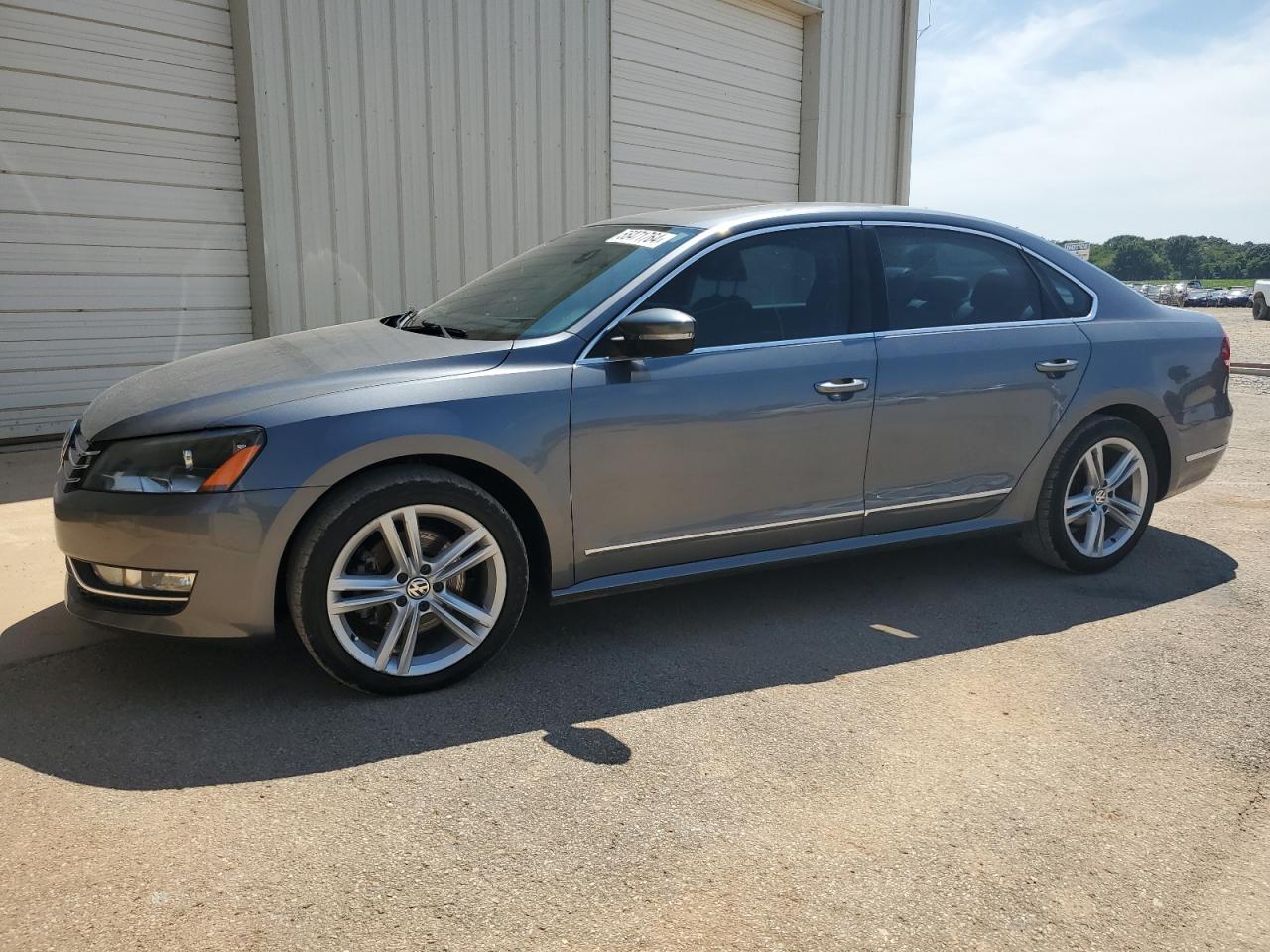 2013 VOLKSWAGEN PASSAT SEL