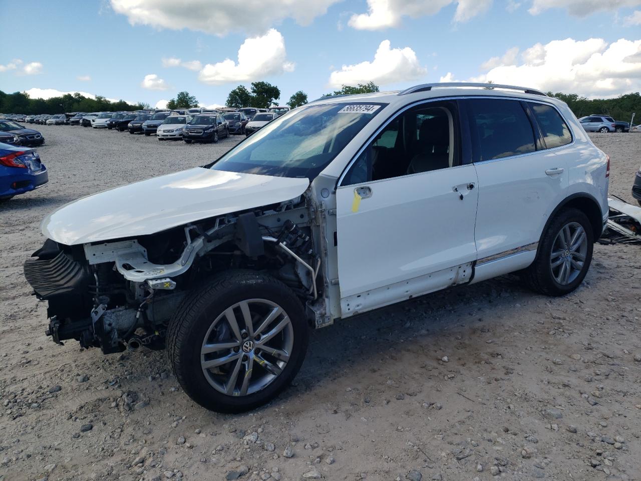 2015 VOLKSWAGEN TOUAREG V6 TDI