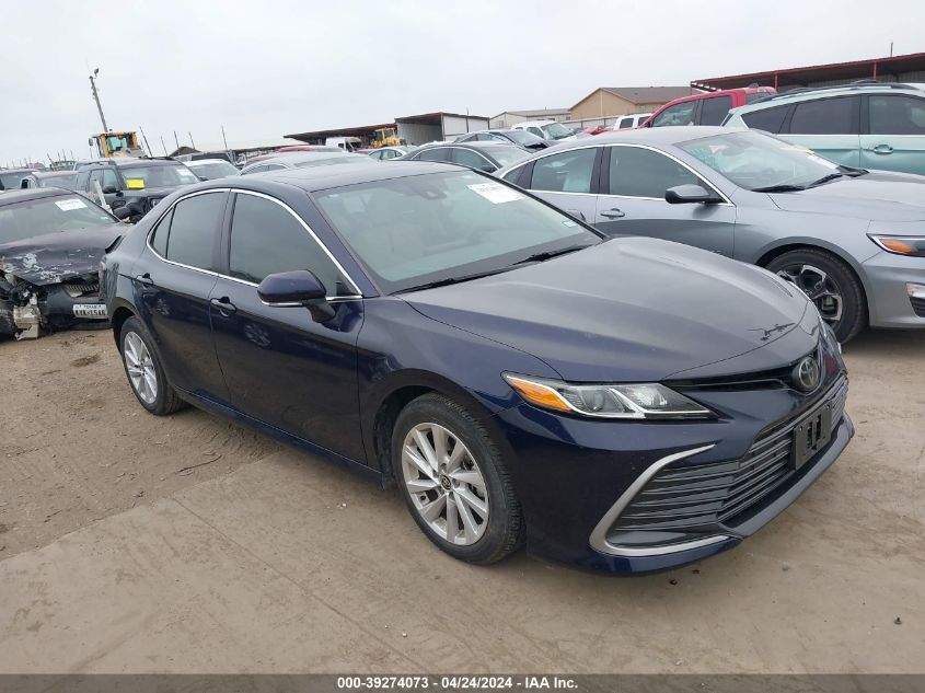 2022 TOYOTA CAMRY LE