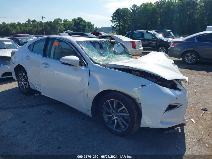 2018 LEXUS ES 300H