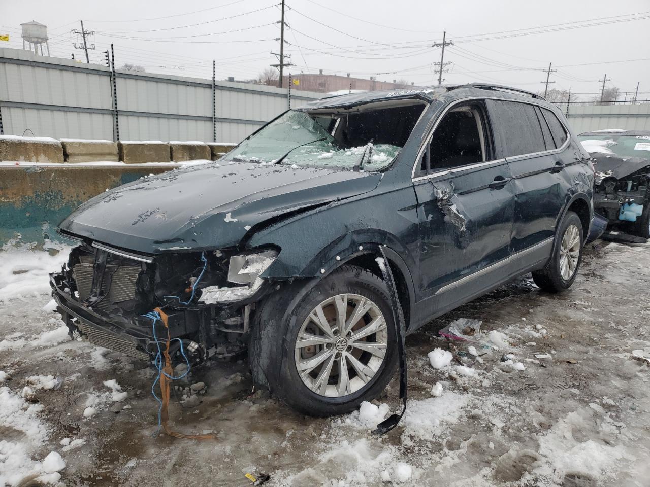 2018 VOLKSWAGEN TIGUAN SE