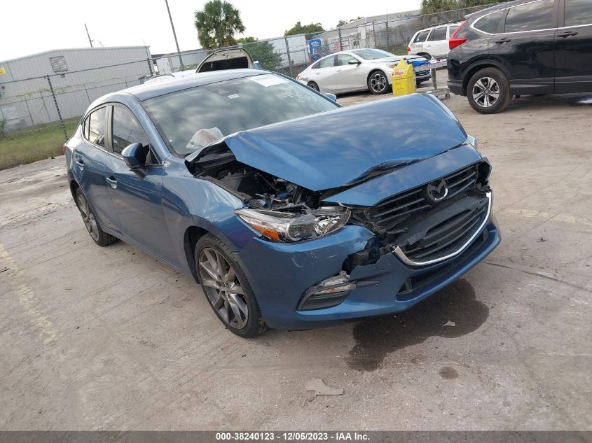 2018 MAZDA MAZDA3 TOURING