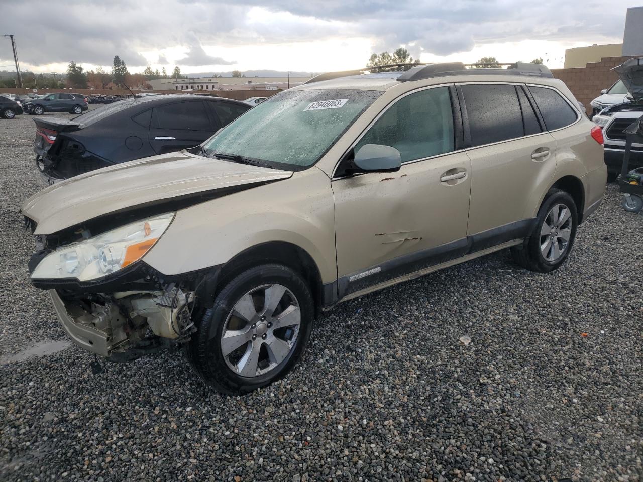 2010 SUBARU OUTBACK 2.5I PREMIUM