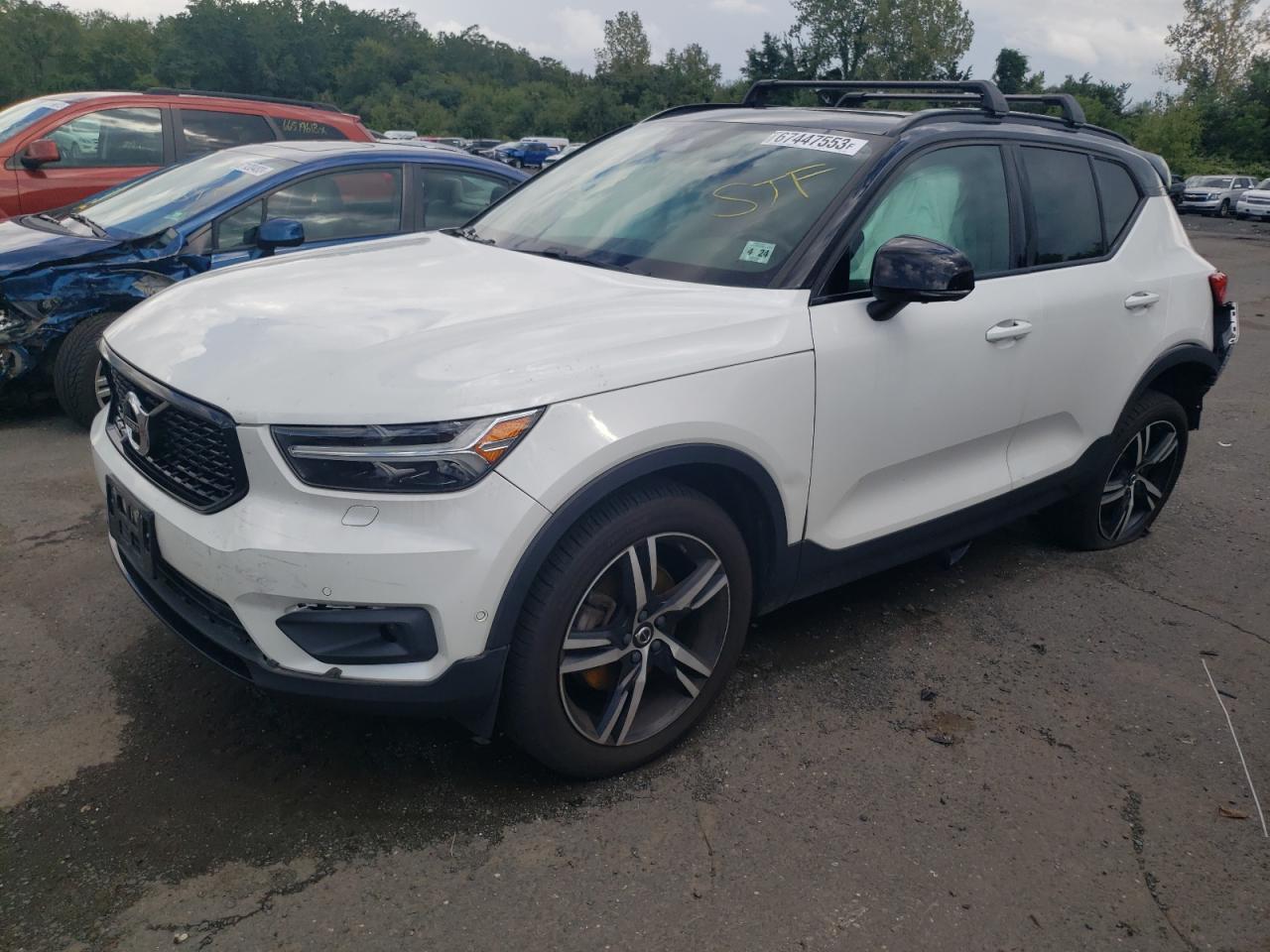 2019 VOLVO XC40 T5 R-DESIGN