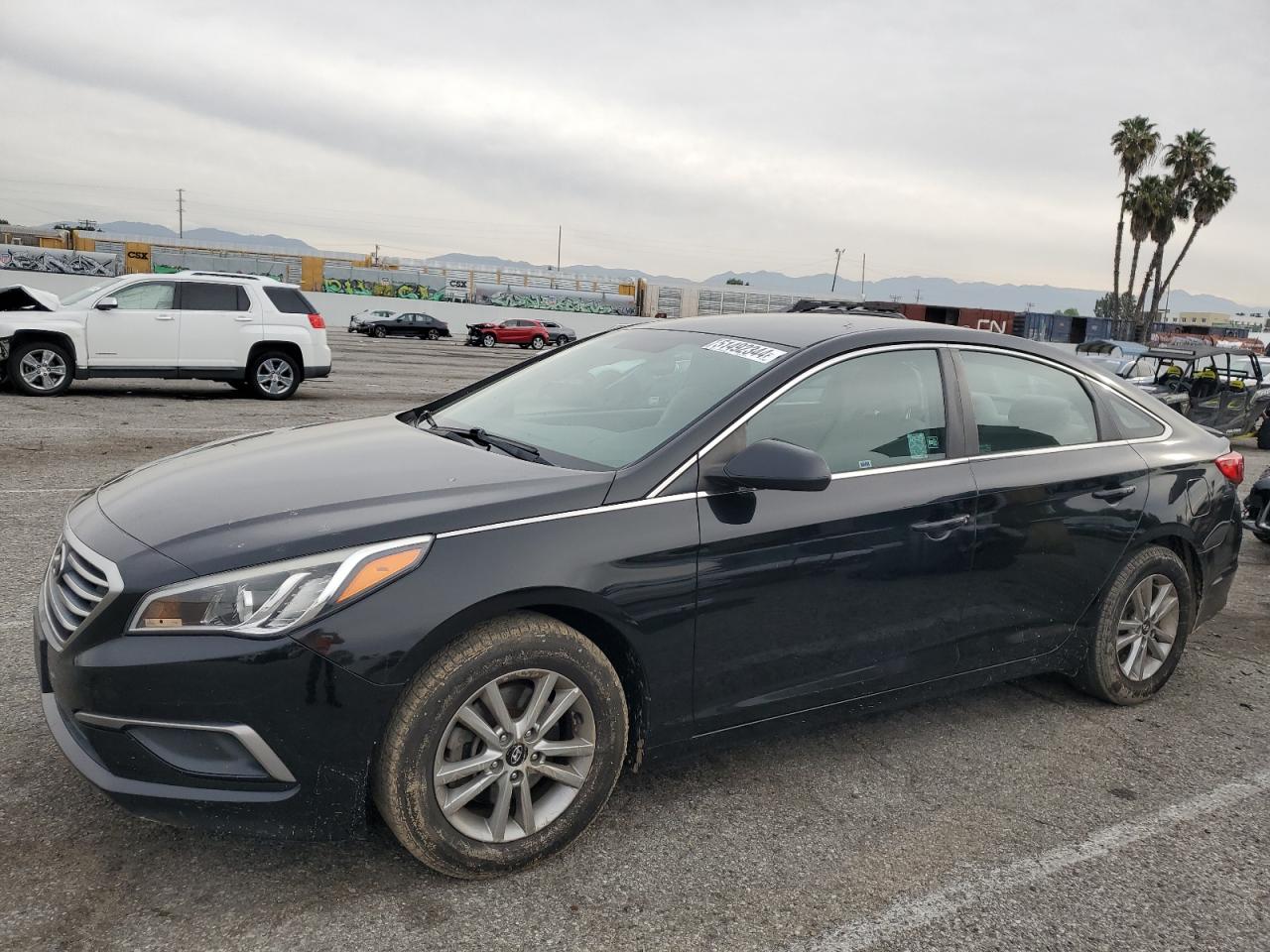 2017 HYUNDAI SONATA SE