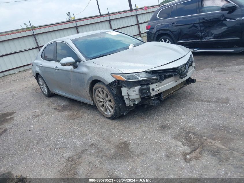 2018 TOYOTA CAMRY LE