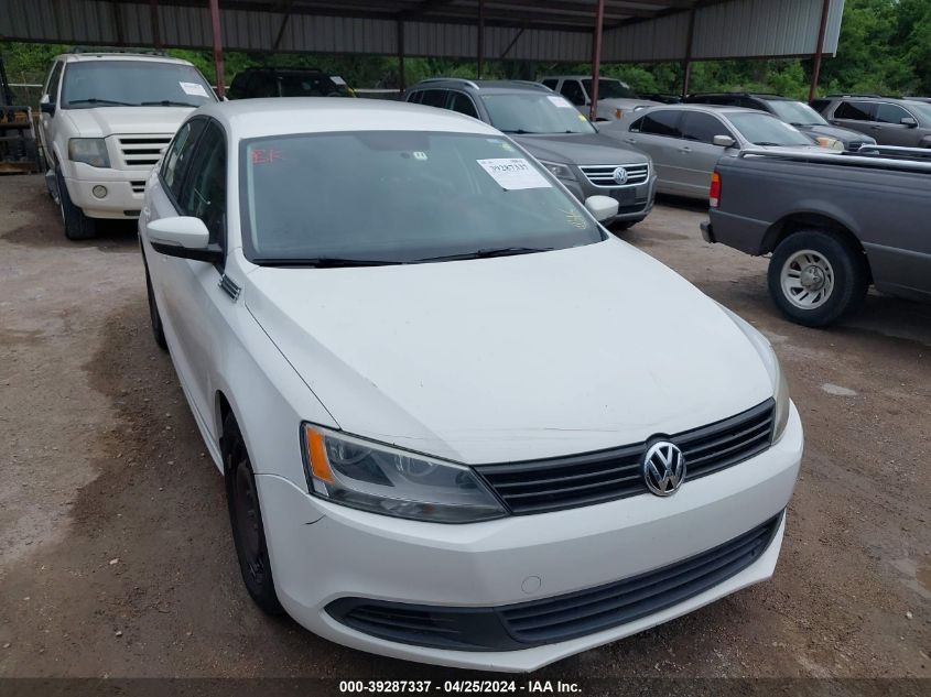 2012 VOLKSWAGEN JETTA 2.5L SE