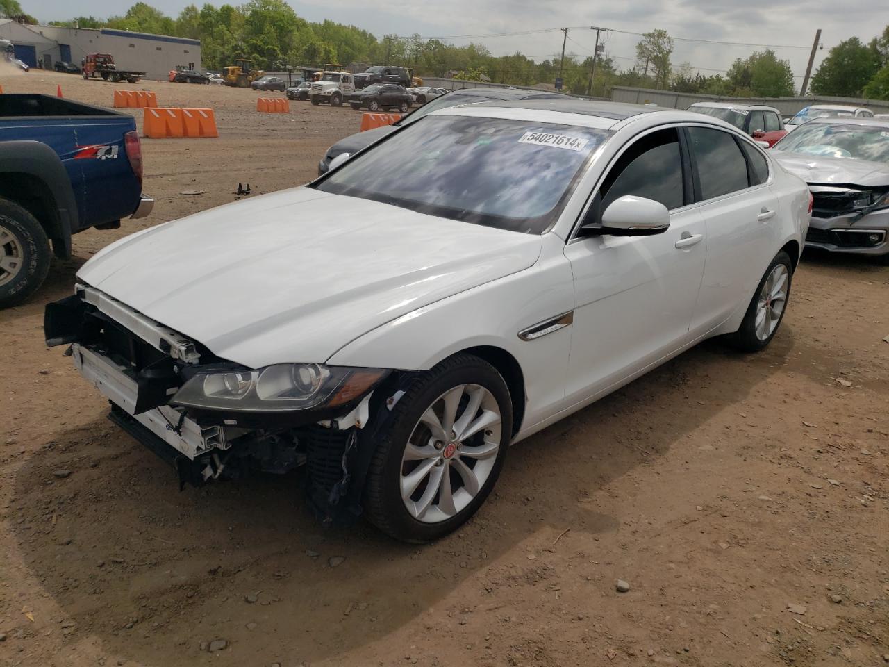 2017 JAGUAR XF PREMIUM