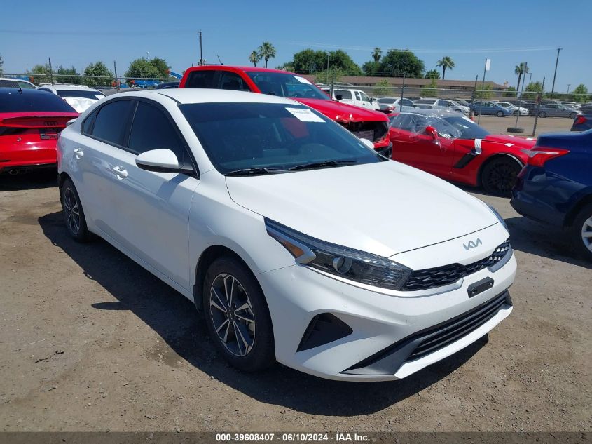 2023 KIA FORTE LXS