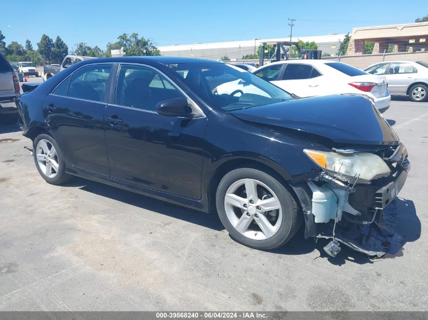 2012 TOYOTA CAMRY SE