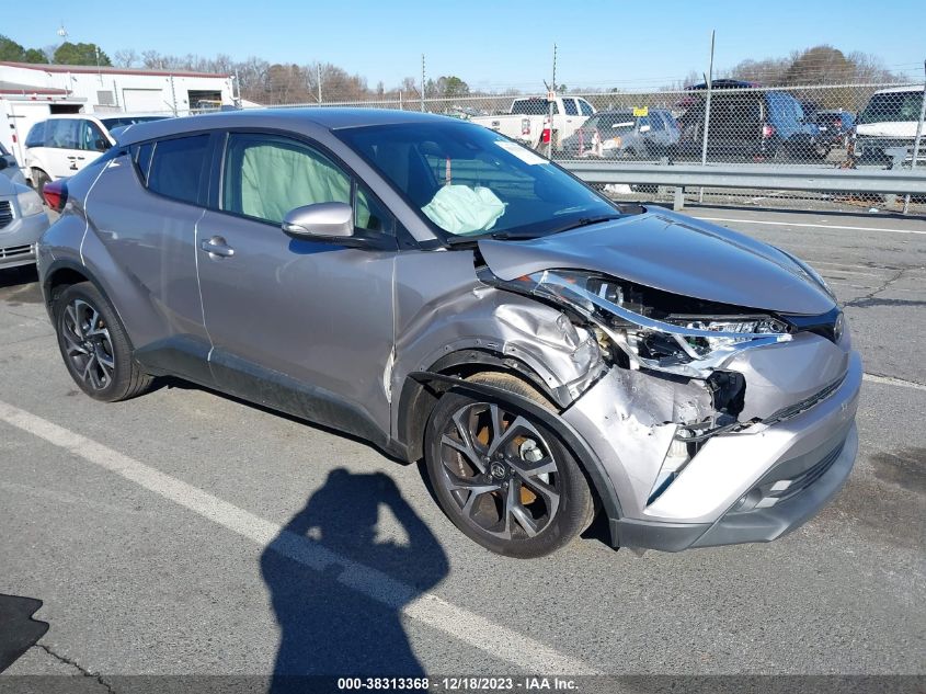 2019 TOYOTA C-HR XLE