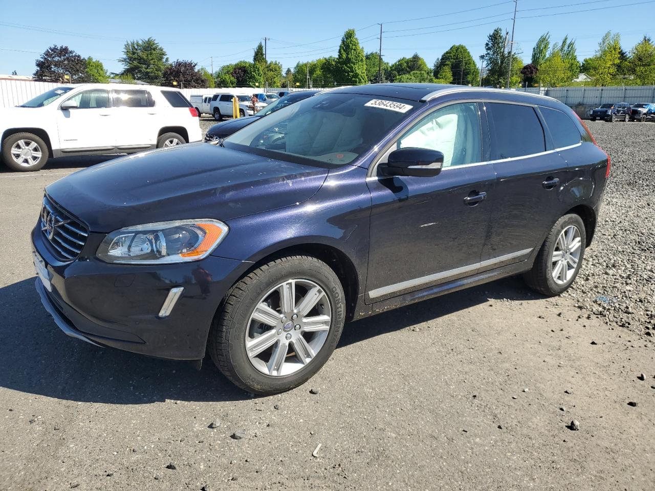 2017 VOLVO XC60 T5 INSCRIPTION