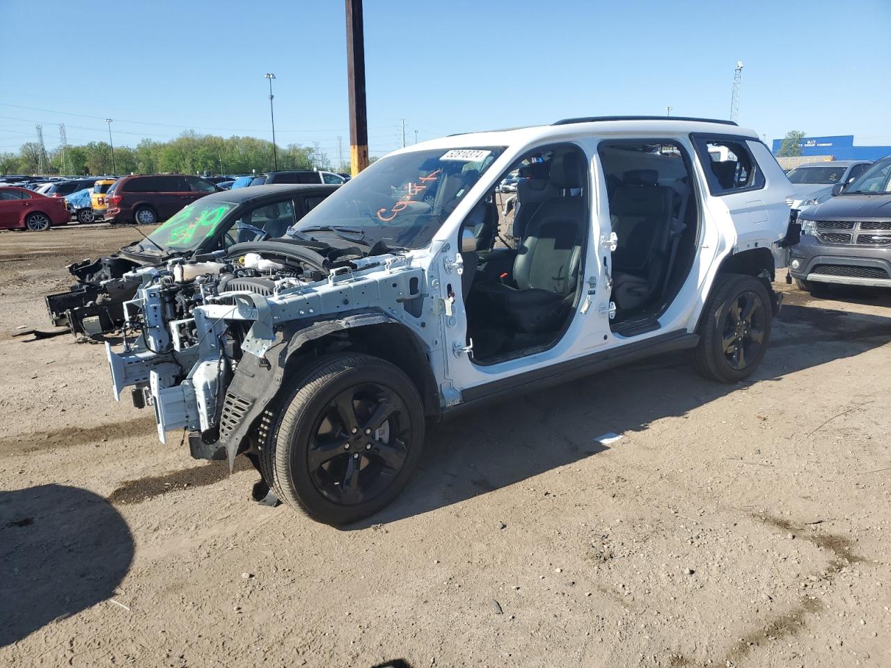 2024 JEEP GRAND CHEROKEE L LAREDO